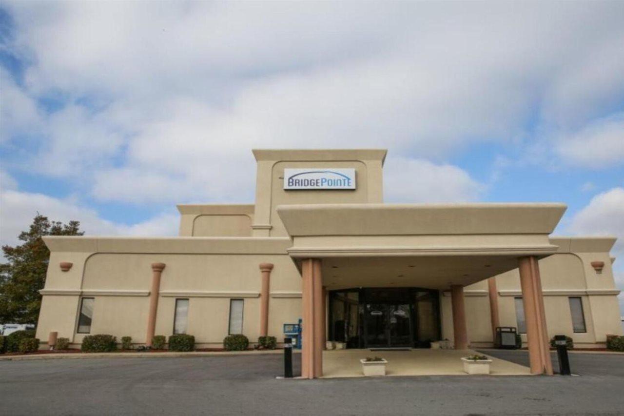 Bridgepointe Hotel & Marina New Bern Bagian luar foto
