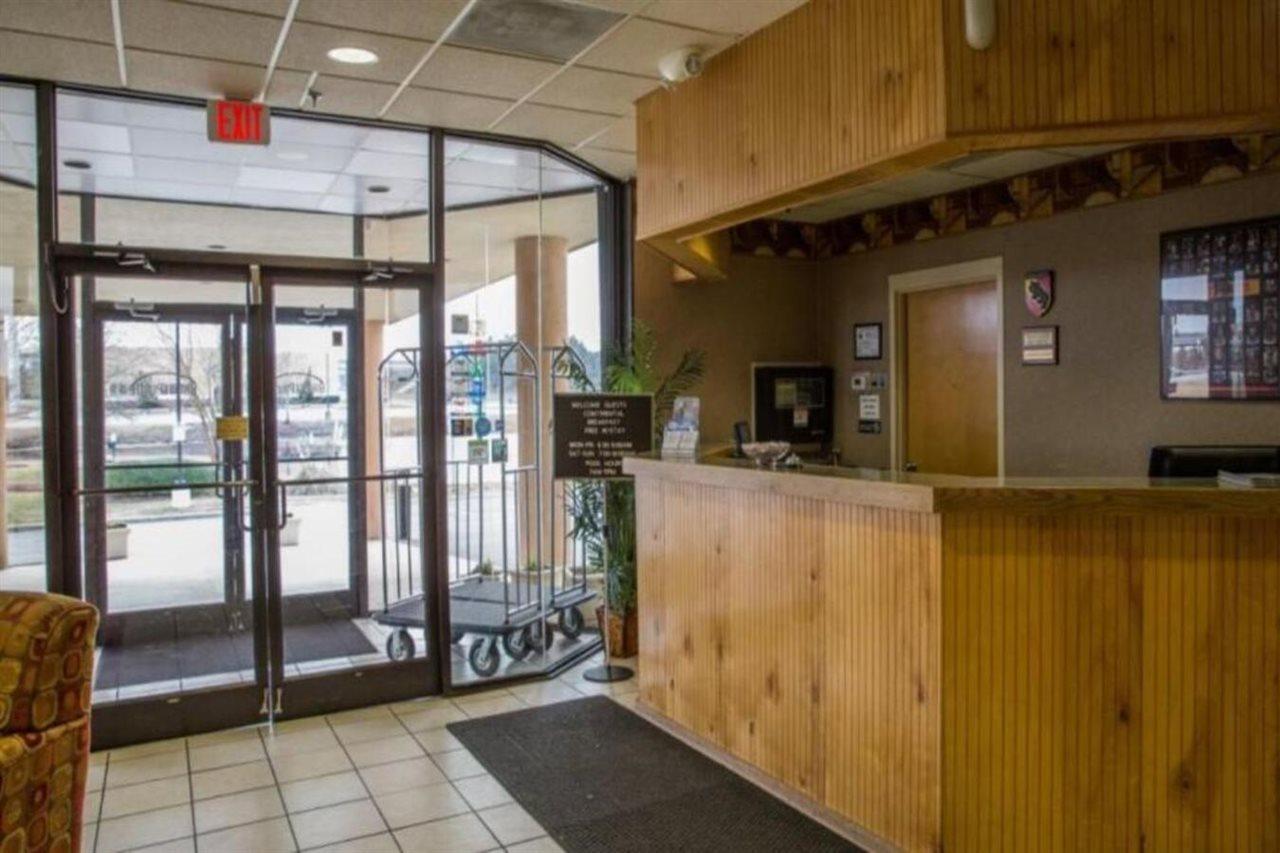 Bridgepointe Hotel & Marina New Bern Bagian luar foto