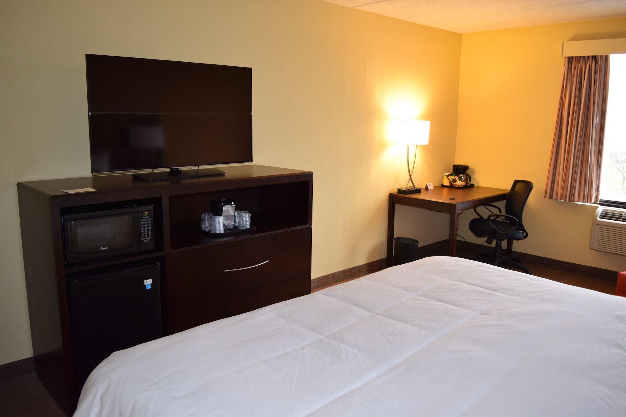 Bridgepointe Hotel & Marina New Bern Bagian luar foto